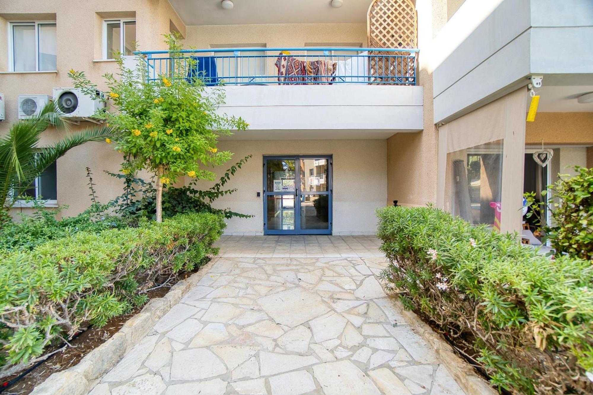Iris Village Block 12-105 Paphos Exterior foto